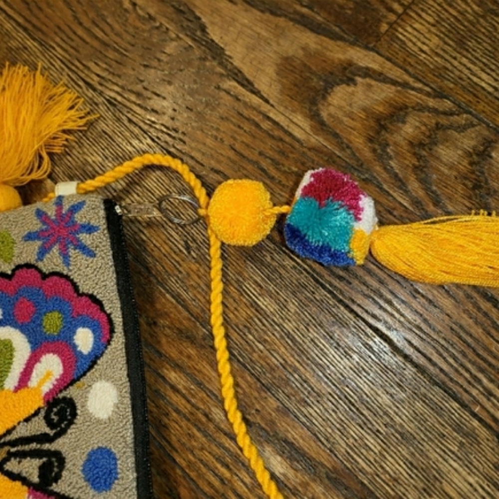 Colorful Handmade Mariposa Wayuu Butterfly Crossbody Clutch NWT! - Picture 12 of 15